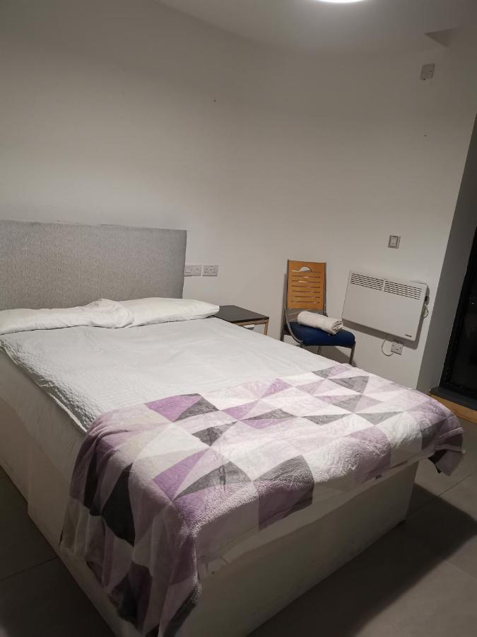 Jadwin Beautiful Room Share Toilet 2 People 伦敦 外观 照片